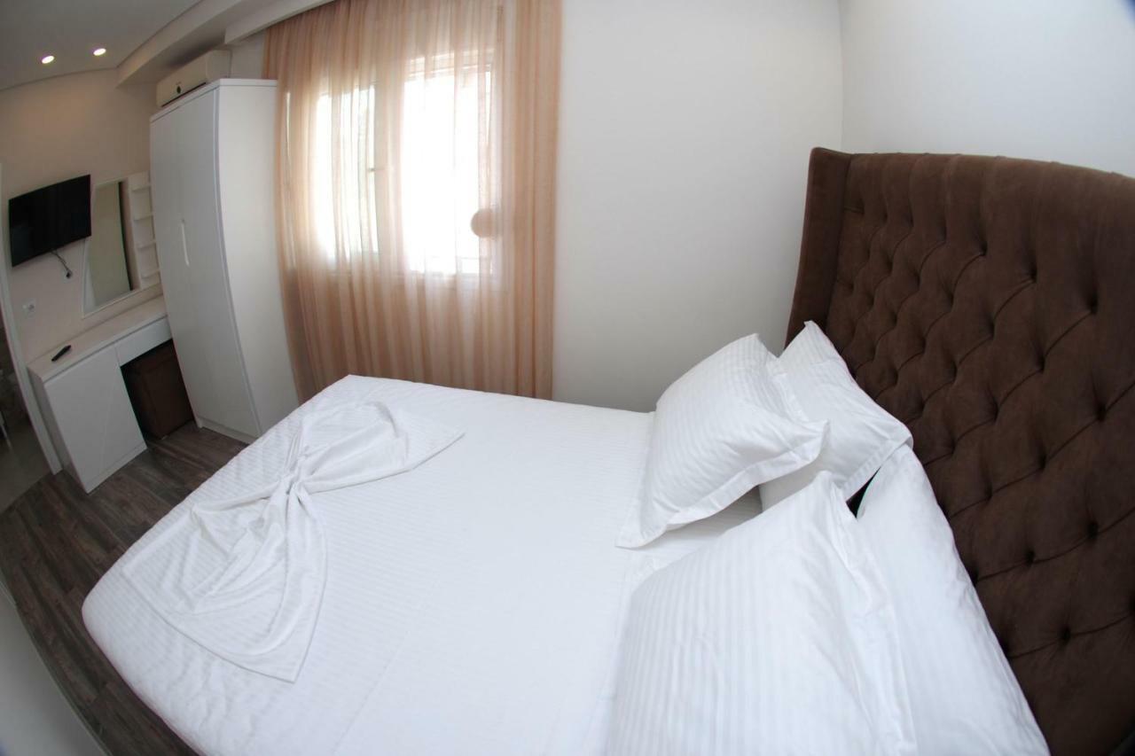 Hotel Ramo Saranda מראה חיצוני תמונה